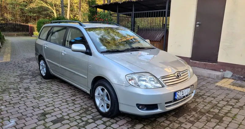 śląskie Toyota Corolla cena 11990 przebieg: 319900, rok produkcji 2005 z Ogrodzieniec